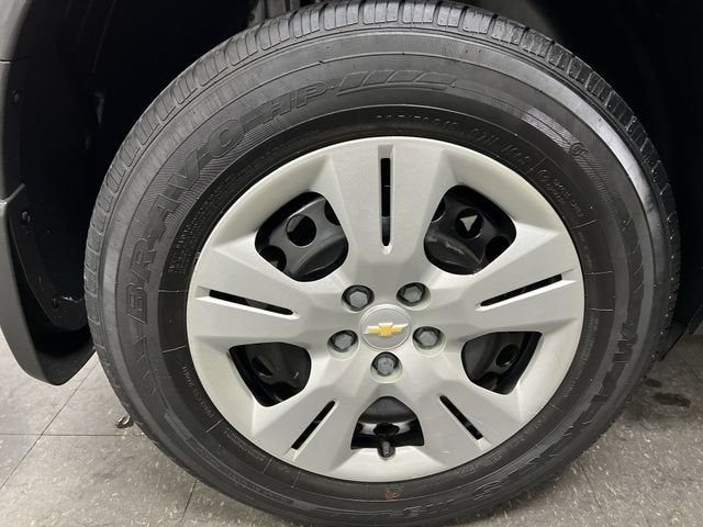 2019 Chevrolet Trax LS - Photo 31