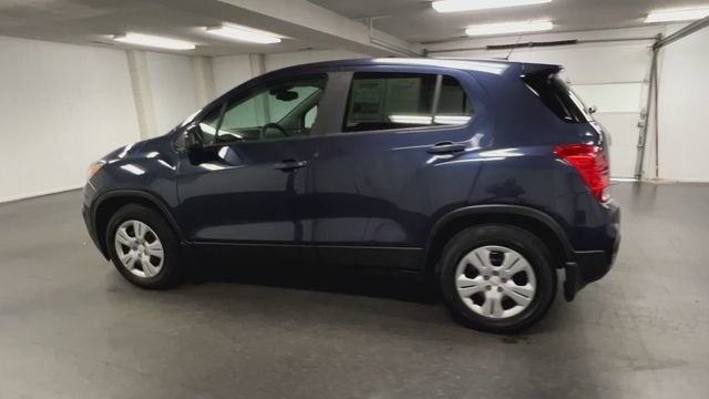 2019 Chevrolet Trax LS - Photo 6