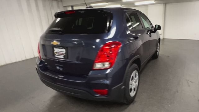 2019 Chevrolet Trax LS - Photo 8