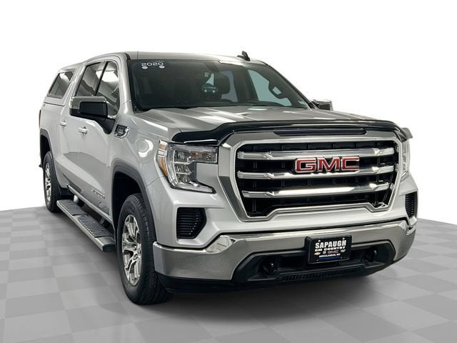2020 GMC Sierra 4WD Crew Cab Short Box SLE's photo