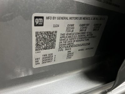 2025 GMC Sierra 1500 SLT