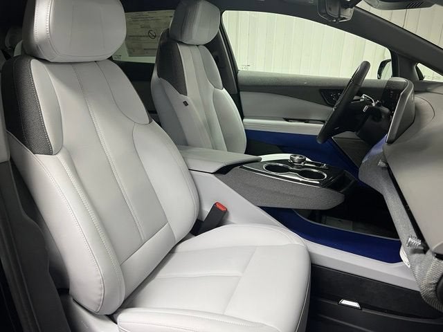 2027 Cadillac OPTIQ Luxury