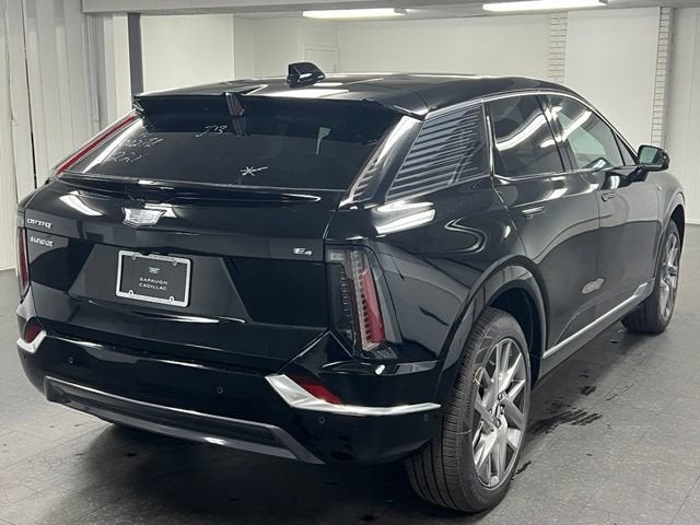 2027 Cadillac OPTIQ Luxury