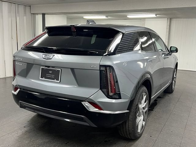 2027 Cadillac OPTIQ Luxury