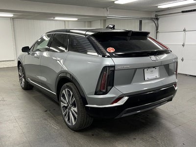 2026 Cadillac OPTIQ Premium Luxury