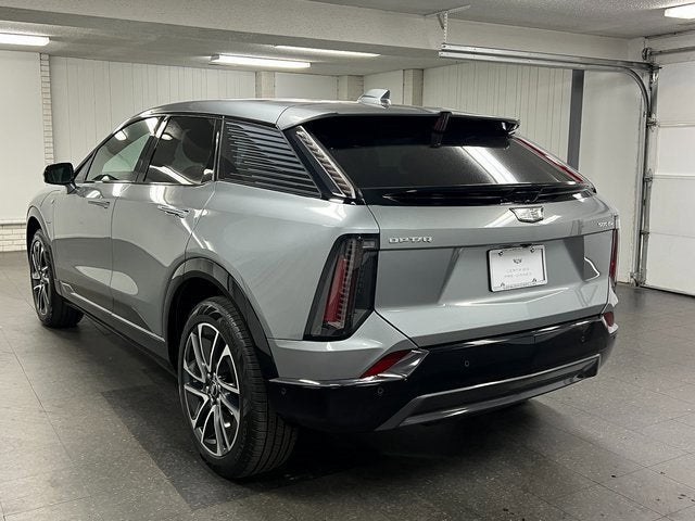 2025 Cadillac OPTIQ Sport 2