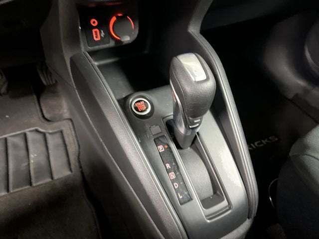 2024 Nissan Kicks S Xtronic CVT