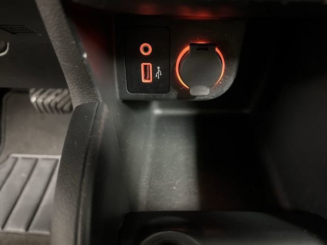 2024 Nissan Kicks S Xtronic CVT