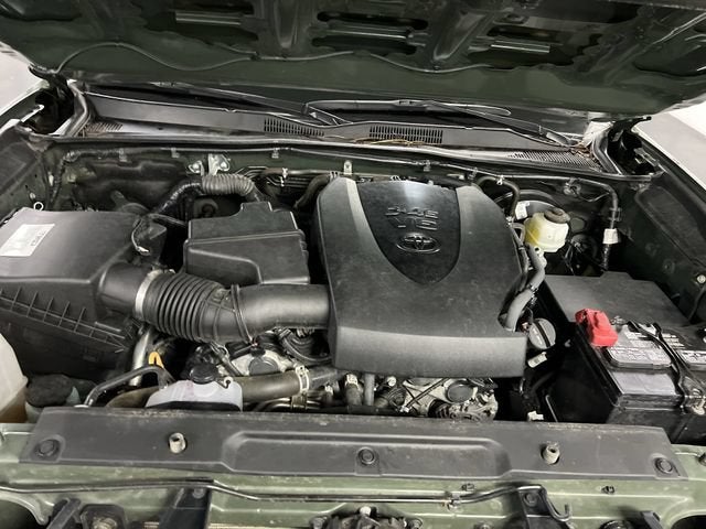 2022 Toyota Tacoma 4WD SR
