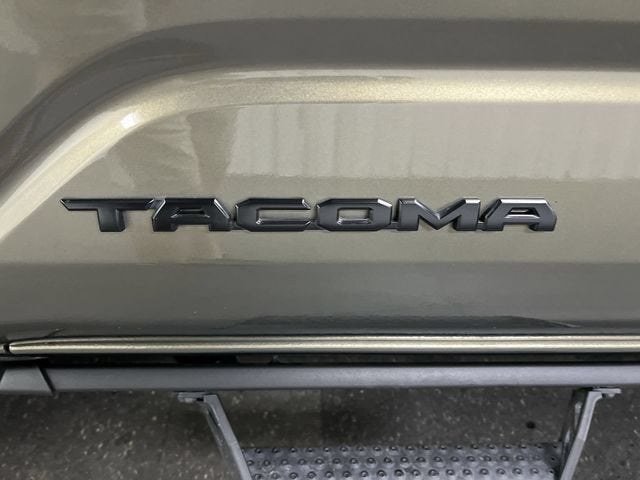 2026 Toyota Tacoma 4WD SR5
