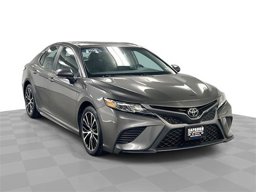 2018 Toyota Camry SE