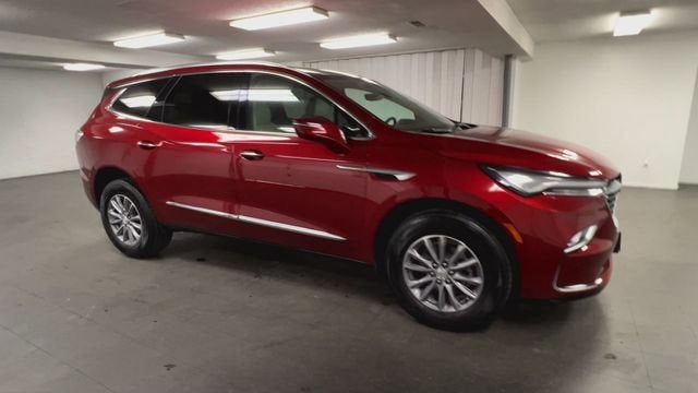 2022 Buick Enclave Essence