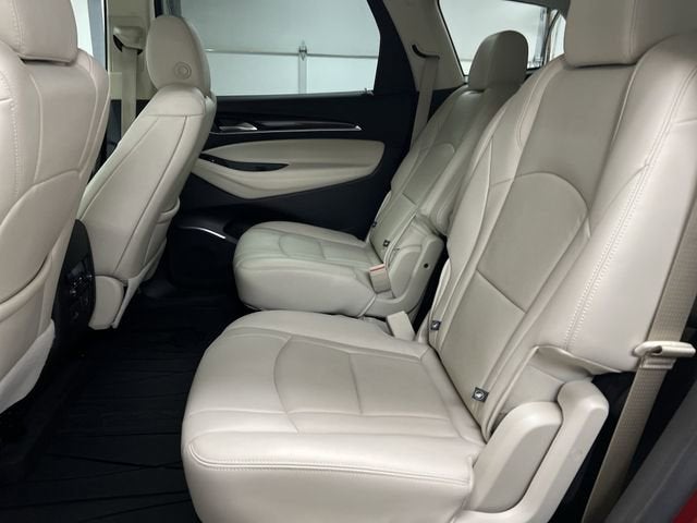 2022 Buick Enclave Essence