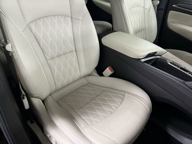 2022 Buick Enclave Avenir