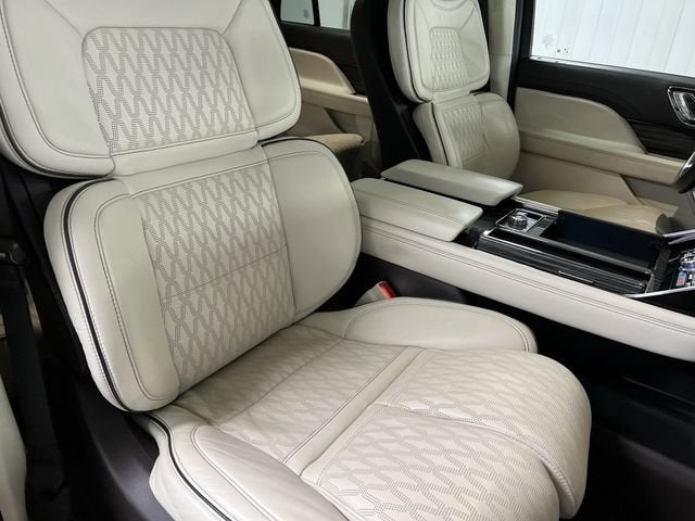 2023 Lincoln Navigator Black Label L