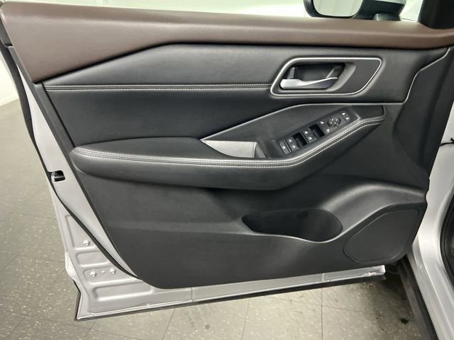2021 Nissan Rogue SV FWD