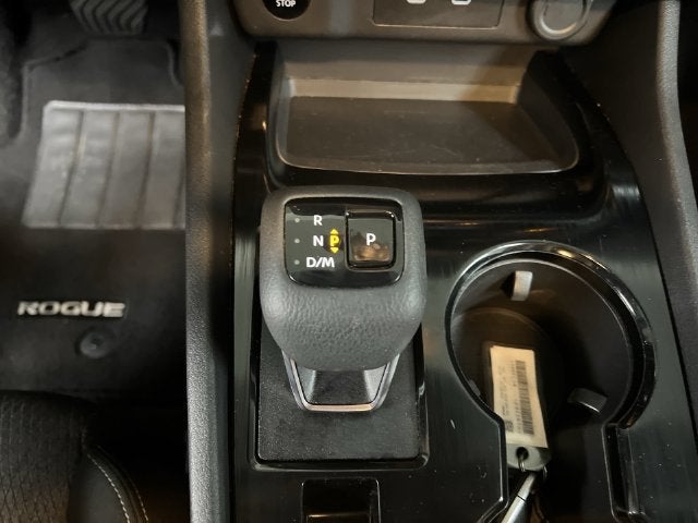 2024 Nissan Rogue SV - Photo 15