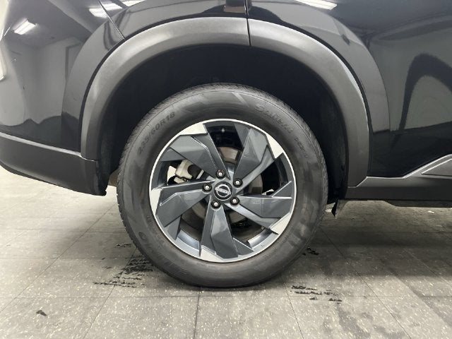 2024 Nissan Rogue SV - Photo 32
