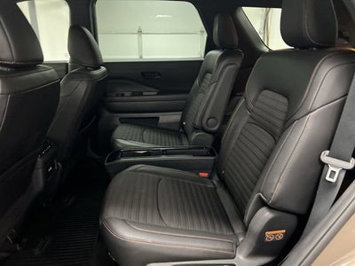 2024 Nissan Pathfinder Rock Creek 4WD