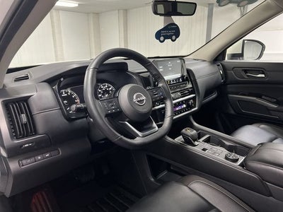 2024 Nissan Pathfinder SL 4WD