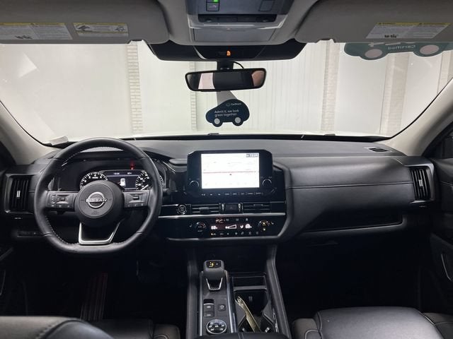 2024 Nissan Pathfinder SL 4WD