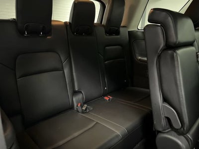 2024 Nissan Pathfinder SL 4WD