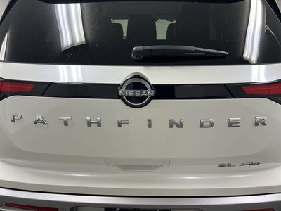 2024 Nissan Pathfinder SL 4WD