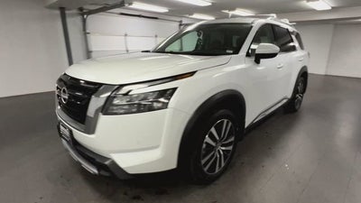 2025 Nissan Pathfinder Platinum 4WD