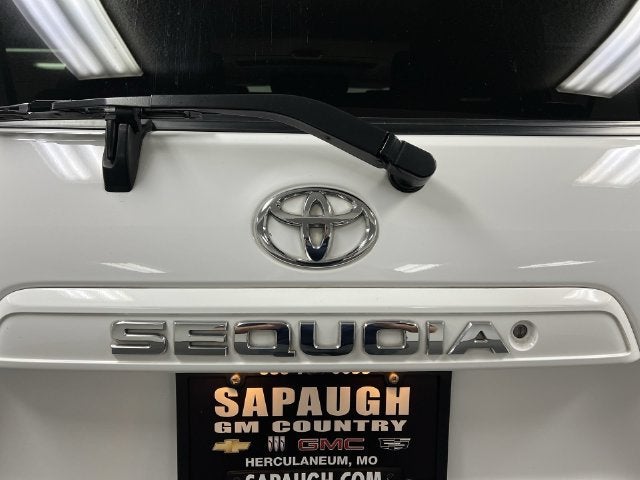 2017 Toyota Sequoia SR5