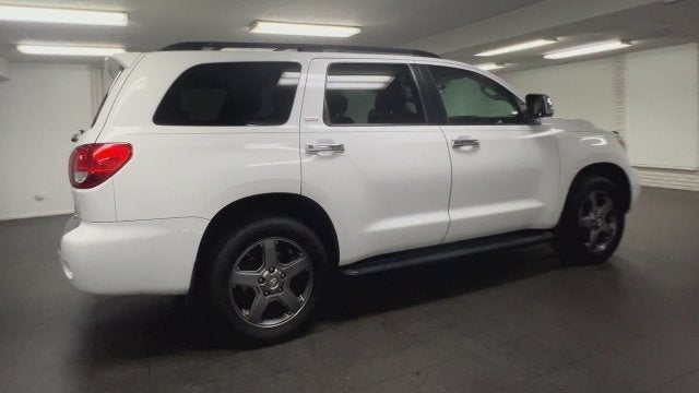 2017 Toyota Sequoia SR5