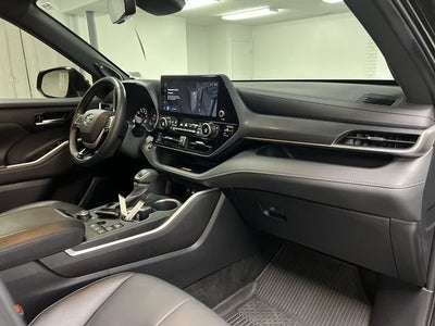 2024 Toyota Highlander XSE