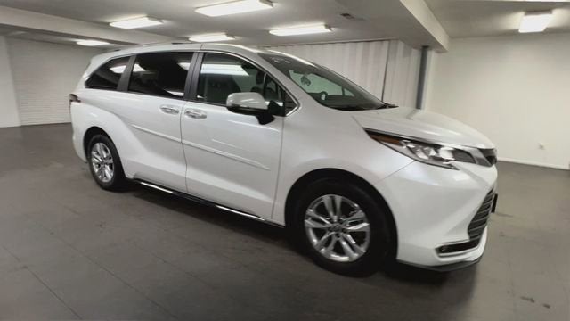 2024 Toyota Sienna Limited