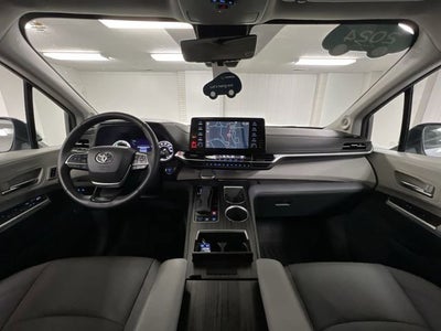 2024 Toyota Sienna Limited