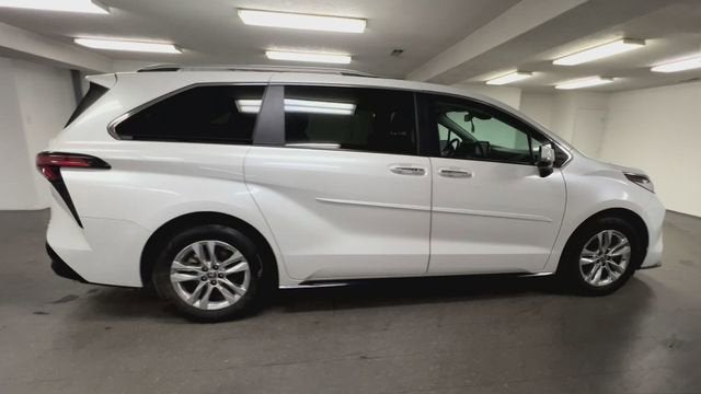 2024 Toyota Sienna Limited