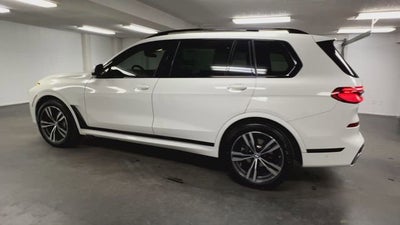 2023 BMW X7 xDrive40i