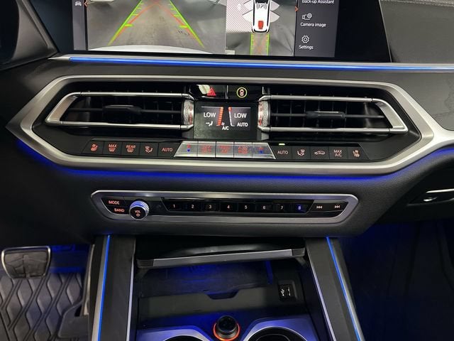 2022 BMW X7 40i - Photo 18