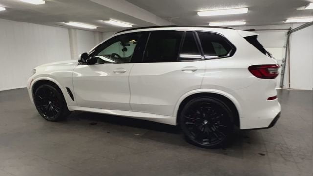 2023 BMW X5 M50i