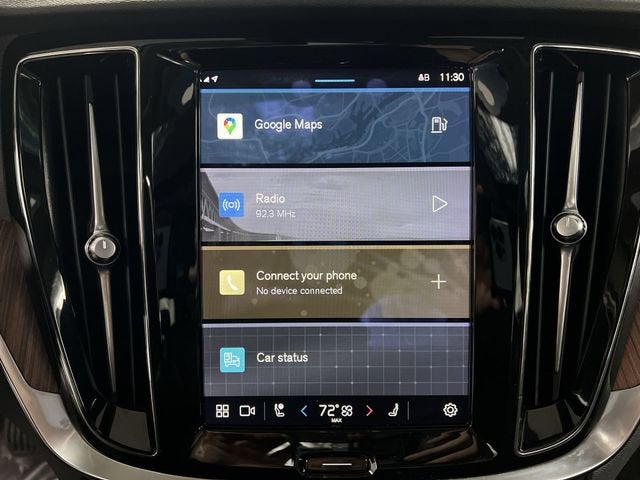 2024 Volvo S60 B5 Plus Dark Theme