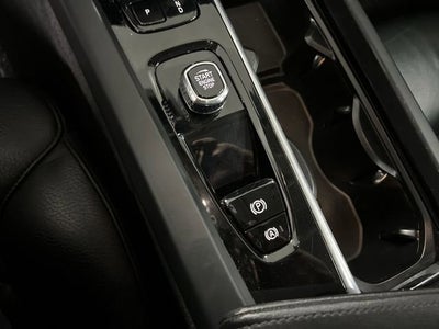 2024 Volvo S60 B5 Plus Dark Theme