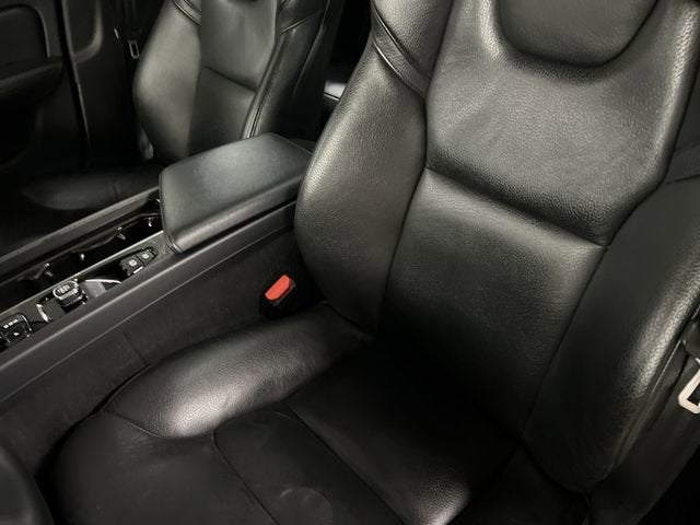 2024 Volvo S60 B5 Plus Dark Theme