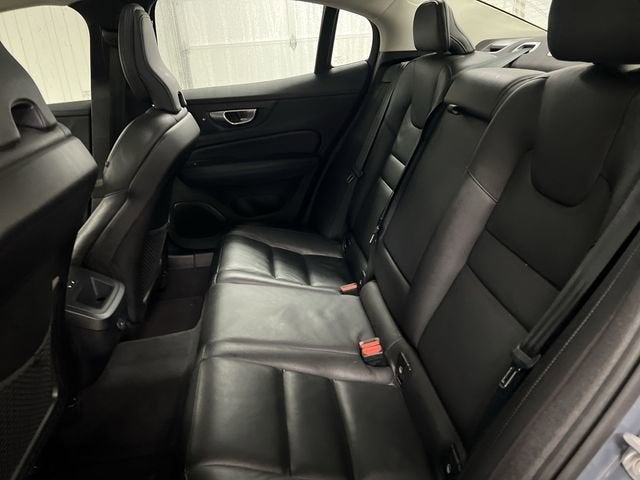 2024 Volvo S60 B5 Plus Dark Theme