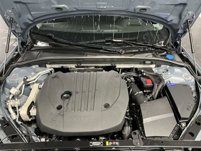 2024 Volvo S60 B5 Plus Dark Theme