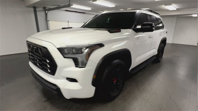 2025 Toyota Sequoia SR5