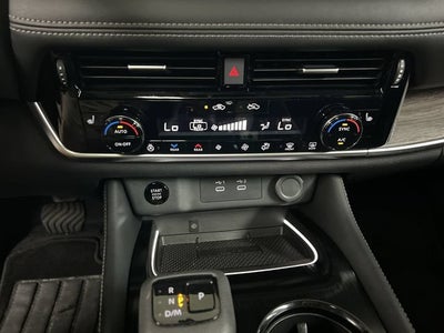 2025 Nissan Rogue Platinum FWD