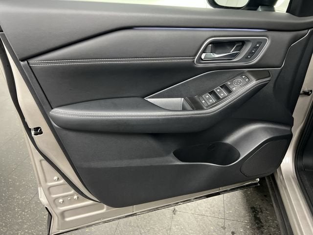 2025 Nissan Rogue Platinum FWD