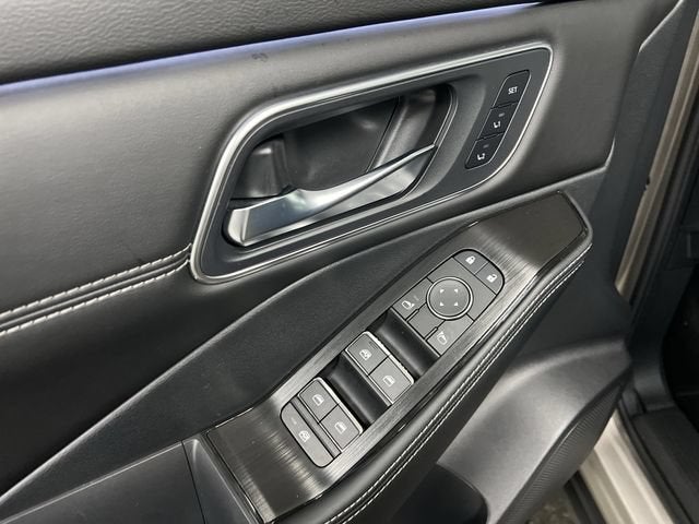 2025 Nissan Rogue Platinum FWD
