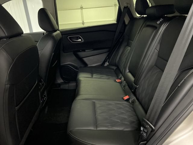 2025 Nissan Rogue Platinum FWD