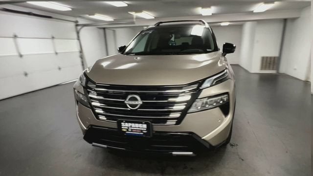 2025 Nissan Rogue Platinum FWD