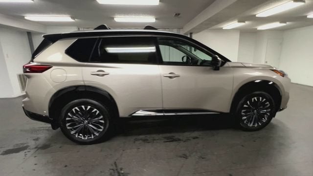 2025 Nissan Rogue Platinum FWD