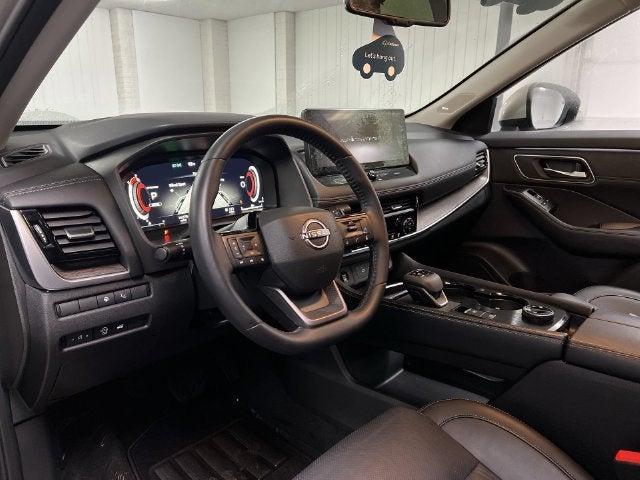 2026 Nissan Rogue Platinum - Photo 10
